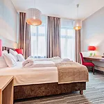 Fortune Boutique Old Town Apartment *