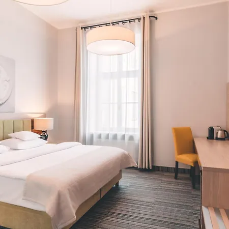 Fortune Boutique Old Town 4*