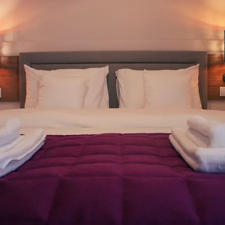 Fortune Boutique Old Town 4*